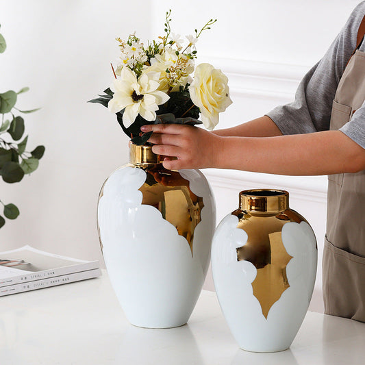 Two-Toned Gold Vase The Unalia Brand