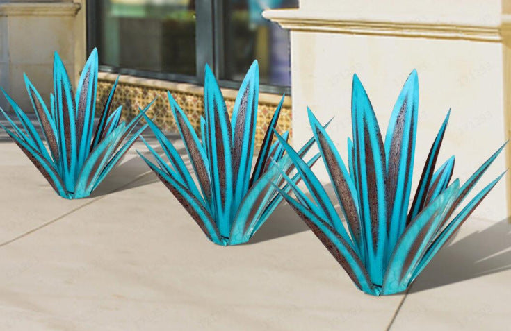 Assorted 9 Leaf Sculptures The Unalia Brand