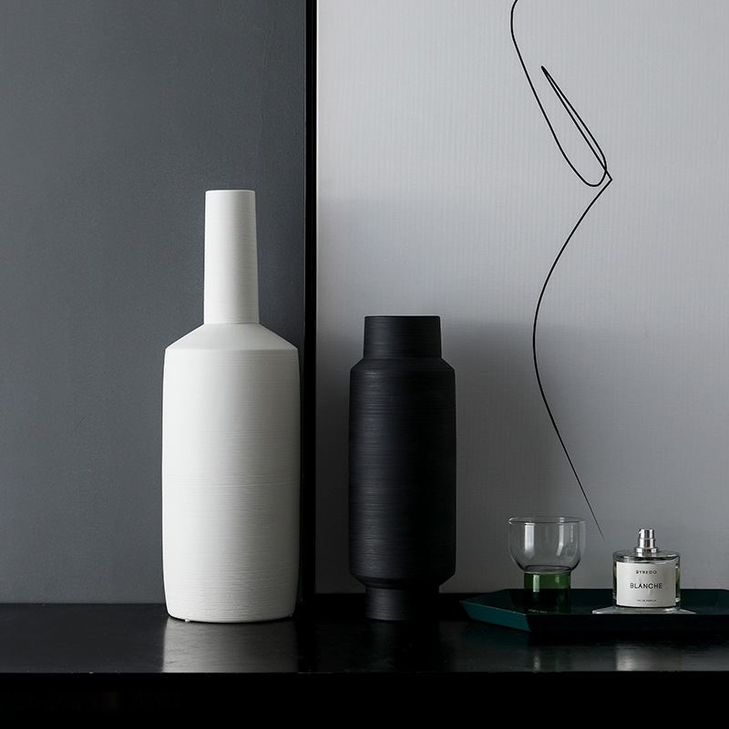 Ceramic vase The Unalia Brand