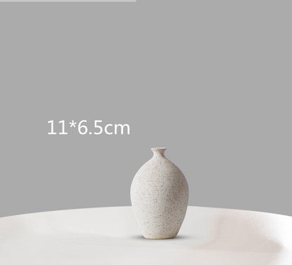 Home decoration ceramic frosted vase The Unalia Brand