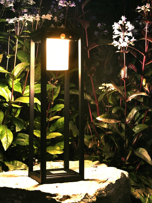 Villa Style Vertical Garden Lamp The Unalia Brand