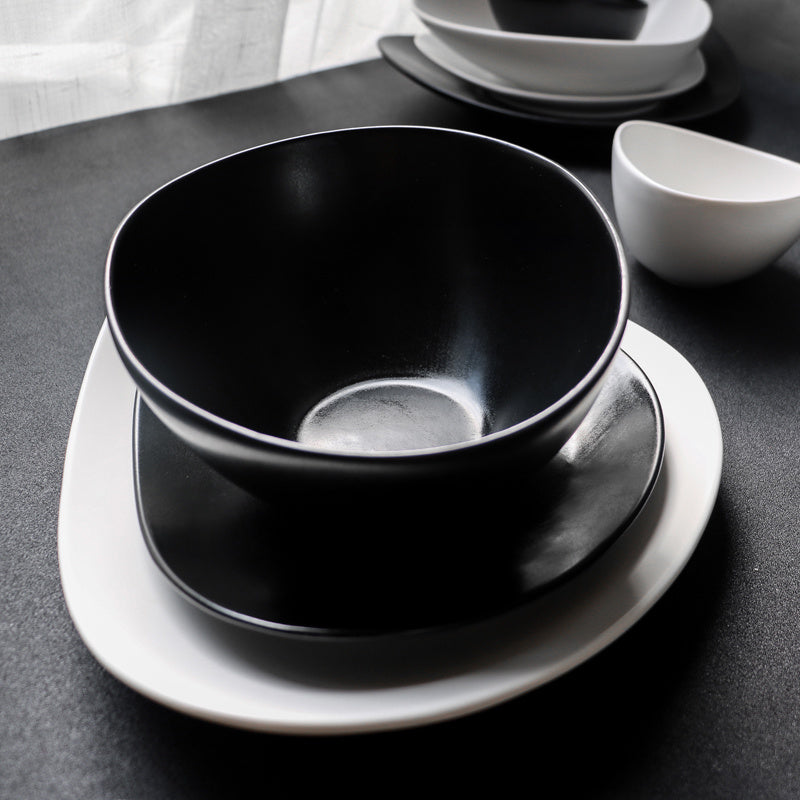 Black and White Dinnerware Set The Unalia Brand