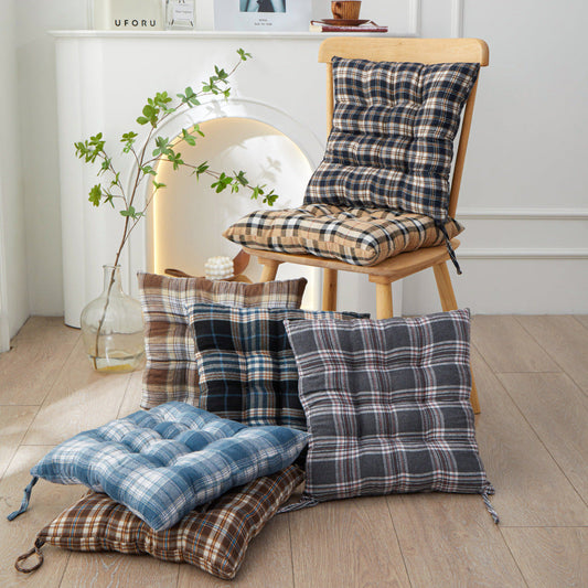 Yarn-Dyed Checkered Cushion The Unalia Brand