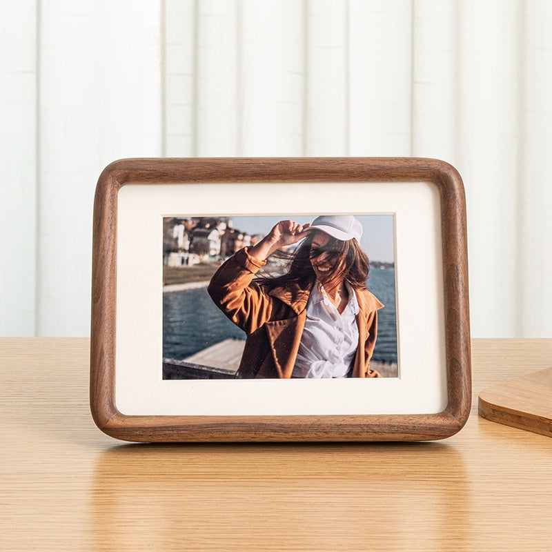 Rounded Wood Photo Frame