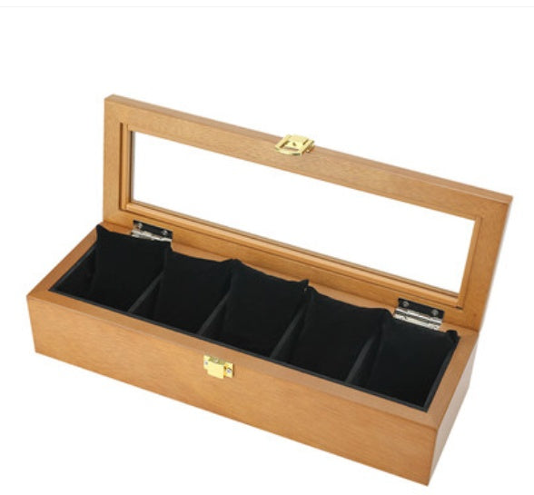 Wooden watch box The Unalia Brand