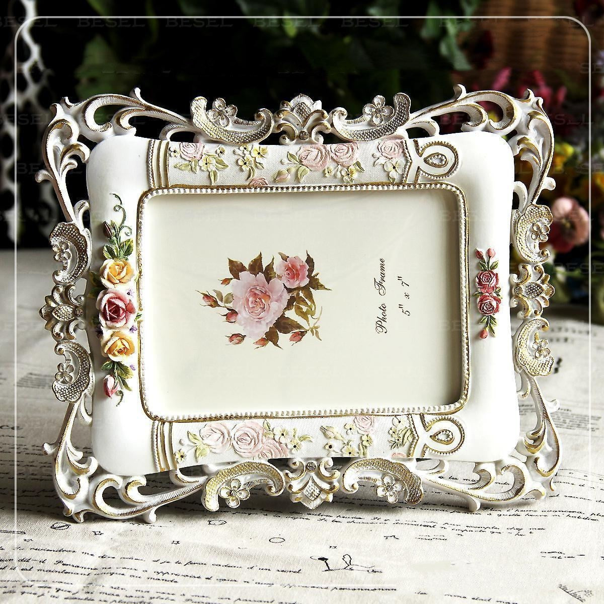 Vintage Floral Resin Photo Frame