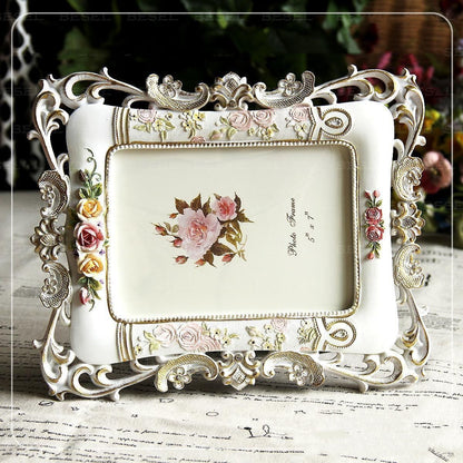 Vintage Floral Resin Photo Frame