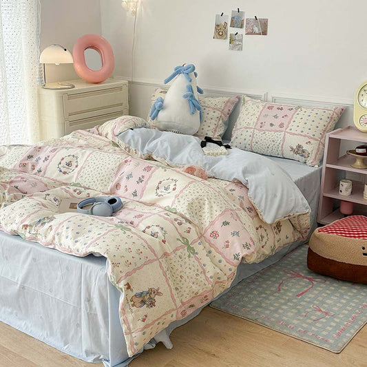 Vintage Printed Four-Piece Bedding Set The Unalia Brand