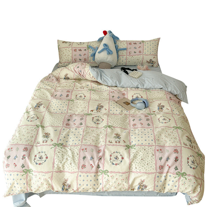 Vintage Printed Four-Piece Bedding Set The Unalia Brand